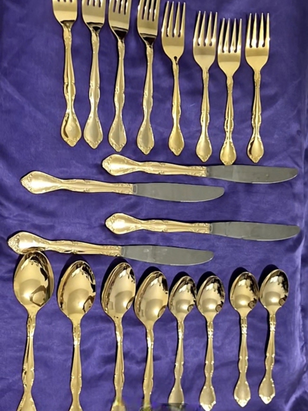 Gold-Tone Flatware Set - Polished Gold Cutlery for Elegant Table Settings